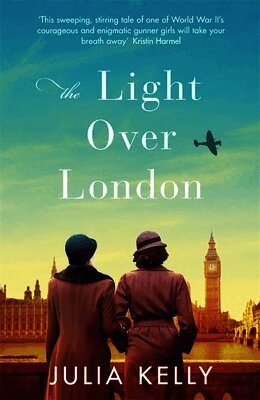 Julia Kelly - Light Over London, Häftad
