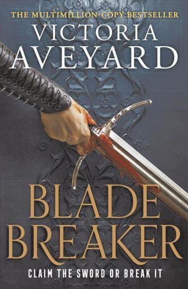 Victoria Aveyard - Blade Breaker, Häftad