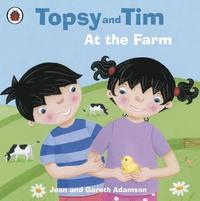 bokomslag Topsy and Tim: At the Farm