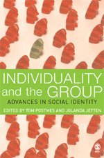 bokomslag Individuality and the Group