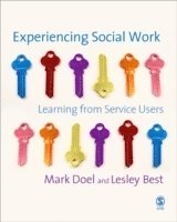 bokomslag Experiencing Social Work