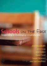 bokomslag Schools on the Edge