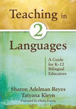 bokomslag Teaching in Two Languages