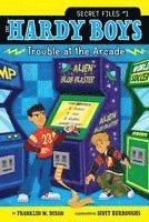 bokomslag Trouble at the Arcade