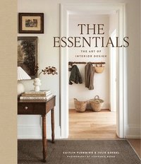 bokomslag Essentials