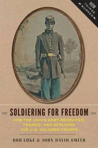 bokomslag Soldiering for Freedom