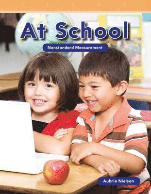 Aubrie Nielsen - At School, Häftad
