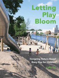 bokomslag Letting Play Bloom