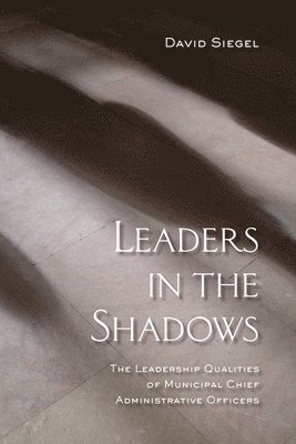 bokomslag Leaders in the Shadows