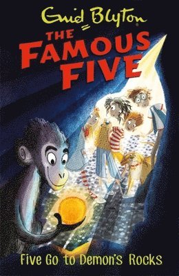 Enid Blyton - Famous Five: Five Go To Demon's Rocks, Häftad