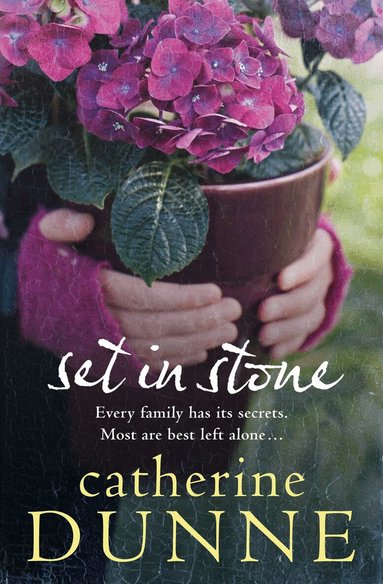 Catherine Dunne - Set in Stone, Häftad
