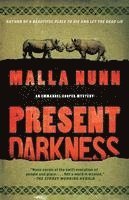 Malla Nunn - Present Darkness, Häftad