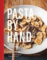 bokomslag Pasta by Hand