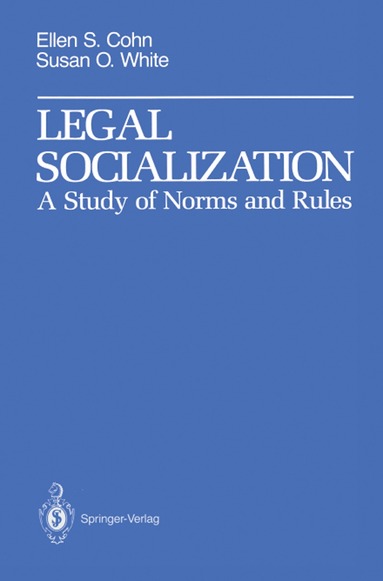 bokomslag Legal Socialization