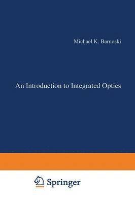 Introduction to Integrated Optics 1