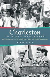bokomslag Charleston in Black and White