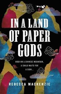 bokomslag In a Land of Paper Gods