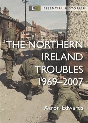 Aaron Edwards, UK) Edwards, Aaron (Royal Military Academy Sandhurst, Robert O'Neill - Northern Ireland Troubles, Häftad