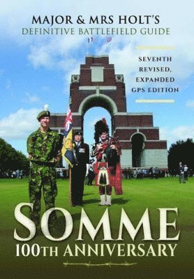 bokomslag Major & Mrs Holt's Definitive Battlefield Guide Somme