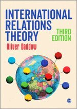 Oliver Daddow - International Relations Theory, Inbunden