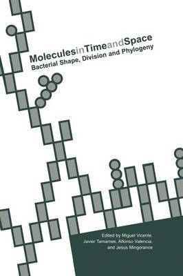 bokomslag Molecules in Time and Space