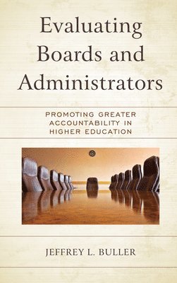 bokomslag Evaluating Boards and Administrators