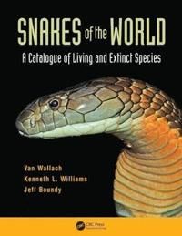 bokomslag Snakes of the World