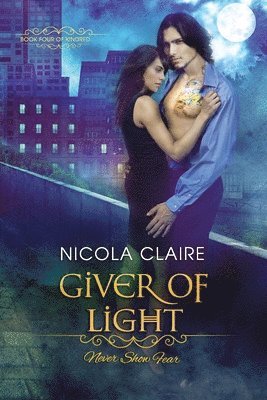 bokomslag Giver Of Light (Kindred, Book 4)