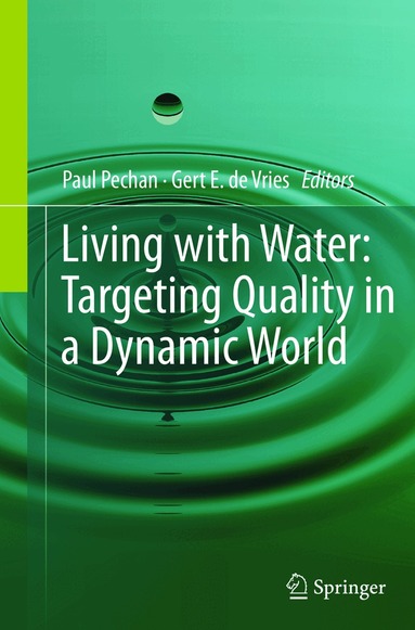 Paul Pechan, Gert E. de Vries - Living with Water, Häftad