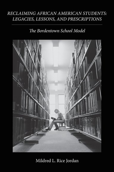 bokomslag Reclaiming African American Students