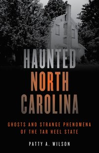 bokomslag Haunted North Carolina