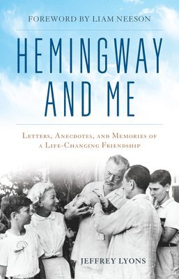 Jeffrey Lyons - Hemingway and Me, Inbunden