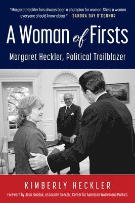 bokomslag Woman of Firsts