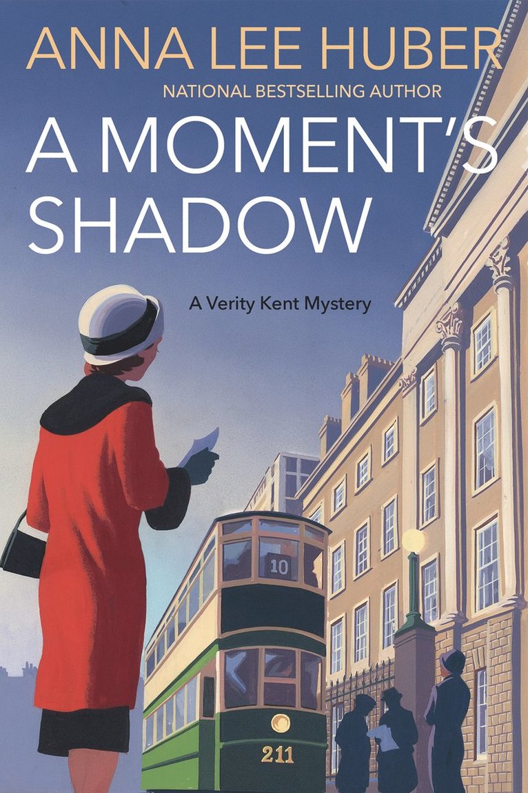 Anna Lee Huber - Moment's Shadow, Häftad