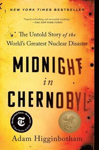 bokomslag Midnight In Chernobyl
