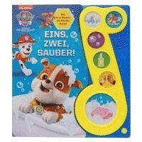 bokomslag PAW Patrol - Eins, zwei, sauber! - Liederbuch mit Sound - Pappbilderbuch mit 6 Melodien und Geräuschen