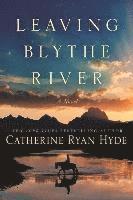 bokomslag Leaving Blythe River