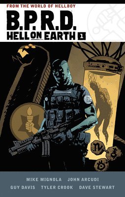 bokomslag B.P.R.D. Hell on Earth Volume 1