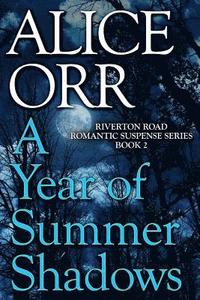 bokomslag A Year of Summer Shadows