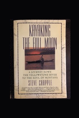 bokomslag Kayaking the Full Moon