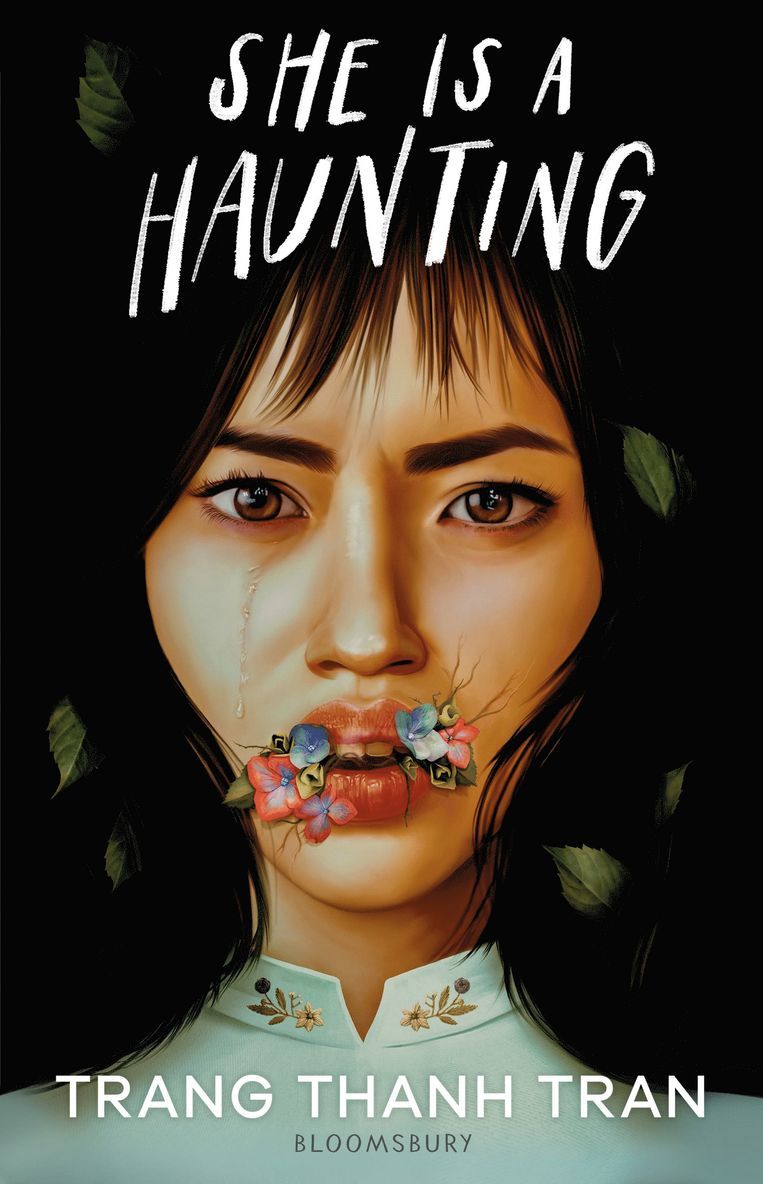 Trang Thanh Tran - She Is a Haunting, Häftad