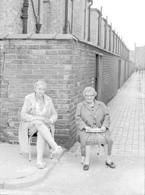 DEREK SMITH - THORNABY LIVES, Häftad
