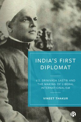 bokomslag India's First Diplomat
