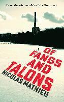 bokomslag Of Fangs And Talons