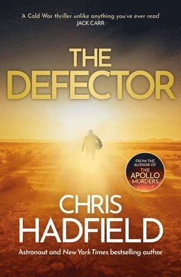 Chris Hadfield - Defector, Häftad