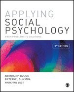 bokomslag Applying Social Psychology