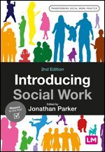 Jonathan Parker - Introducing Social Work, Häftad
