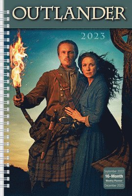 bokomslag OUTLANDER