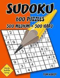 bokomslag Sudoku: 600 Puzzles. 300 Medium and 300 Hard: Handy Sudoku Series Book