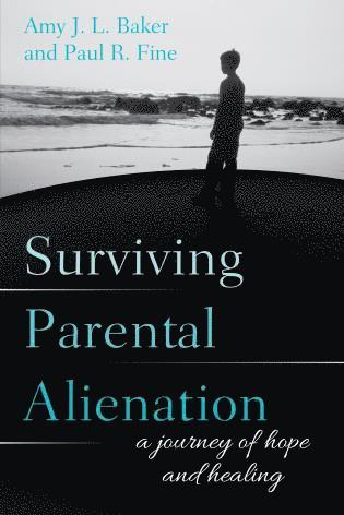 bokomslag Surviving Parental Alienation